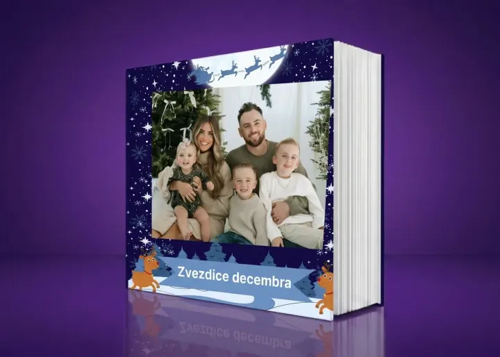 Foto album Zvezdice Decembra – Noćno nebo, mesec i saonice Deda Mraza